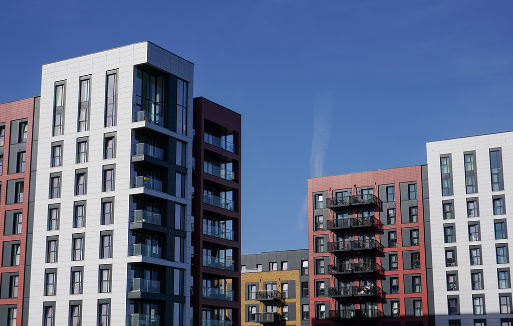 Fire door closers for high rise buildings